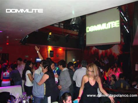 #retro EL MEJOR LUGAR DE LOS 80s Y 90s. La marca DOMMLITE nace en el ...