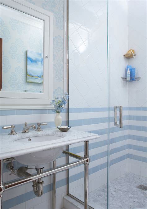 35 Stunning Subway Tile Bathroom Ideas