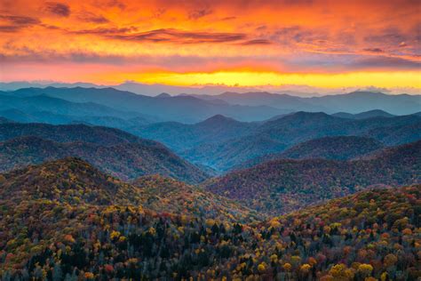 Cherokee, NC | 21 Places to See the Most Spectacular Fall Foliage in ...