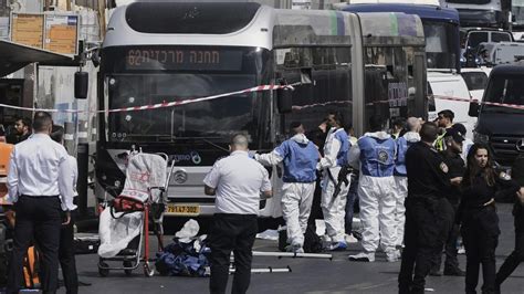 Jerusalem shooting: At least 4 dead, 15 injured after attackers open ...