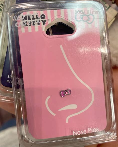 hello kitty 🎀🐱 in 2025 | Hello kitty jewelry, Cute nose piercings ...