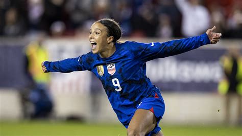 World Cup 2022: US women's soccer team earns nice payday thanks to men ...