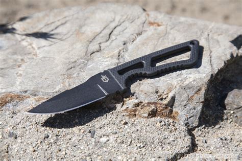 Review: Gerber Ghoststrike Fixed Blade Knives | RECOIL OFFGRID