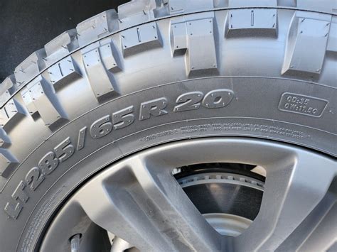 2021 Ford F150 lariat, 2.5" level kit, 285/65/r20 Nitto Ridge Grapplers ...