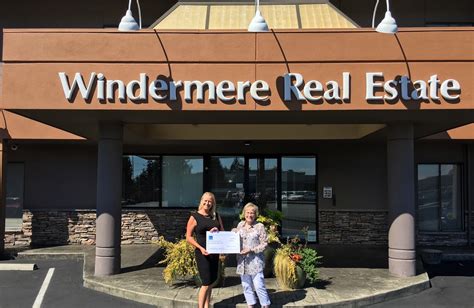 Shoreline Area News: Shoreline Windermere donates $1000 to Dale Turner YMCA