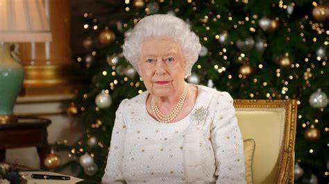 年度最美英音：英国女王圣诞致辞的主题是尊重_海外生活_嘻嘻网