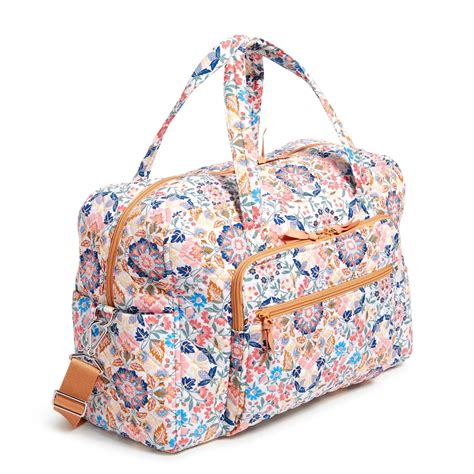 How To Wash A Vera Bradley Duffel Bag | TouristSecrets