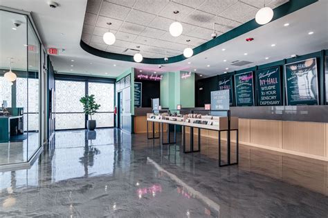 About Ivy Hall Recreational Cannabis Dispensaries in IL