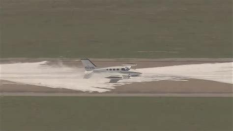 Pilots recount emergency landing in Arlington last week | wfaa.com