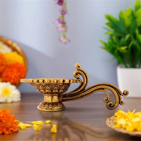 Giri - Agal Vilakku | Agal Vilakku Deepam | Brass Pooja Lamp