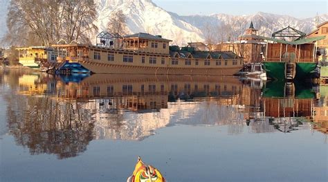 BUTTERFLY GROUP OF HOUSEBOATS (Srinagar, Kashmir) - Lodge Reviews ...