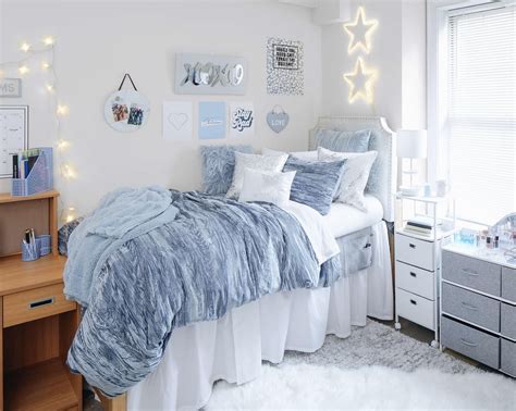 Dorm Room Styles, Dorm Room Designs, Room Design Bedroom, Room Ideas ...