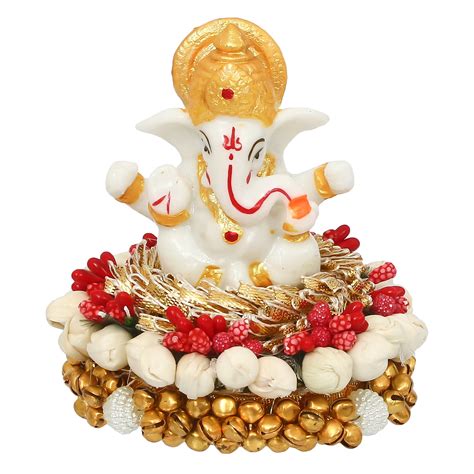 Lord Ganesha Idol on Decorative Handcrafted Plate for Home and Car ...