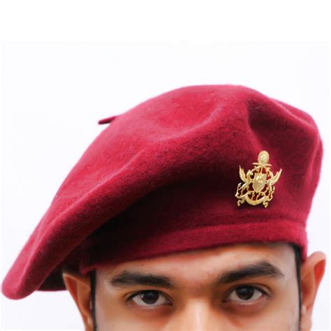 Woolen Beret Caps – Rajanyas