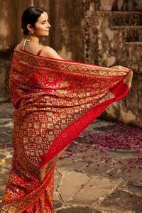 Buy Red Georgette Zari, Patola And Bandhani Woven Saree With Unstitched ...