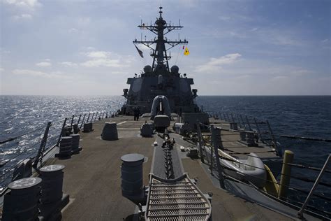 USS Cole off Yemen Following Saudi Frigate Attack - USNI News