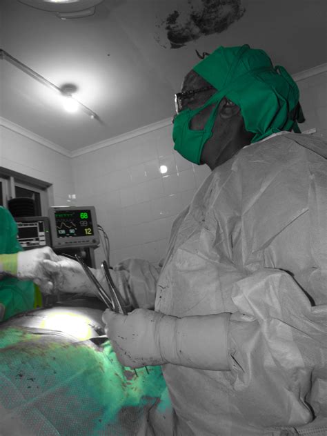 Spanish “Surgeons in Action” Team to Korogwe, Tanzania – Hernia ...