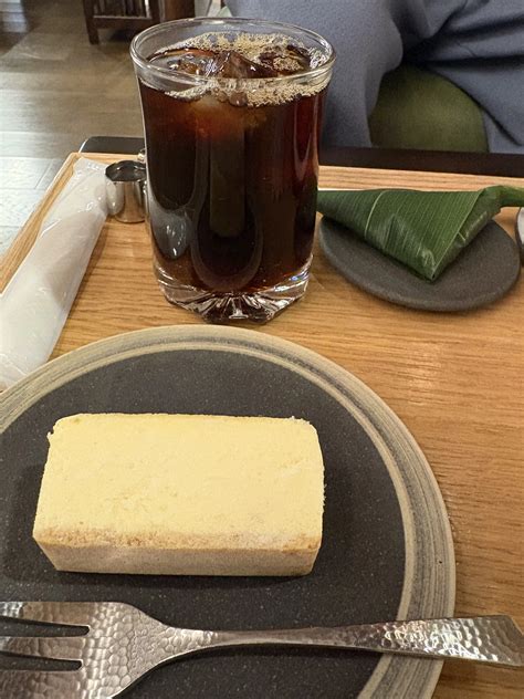 https://samabiboroku.com/food/foodHTML/210_ashijima/img/cake.webp