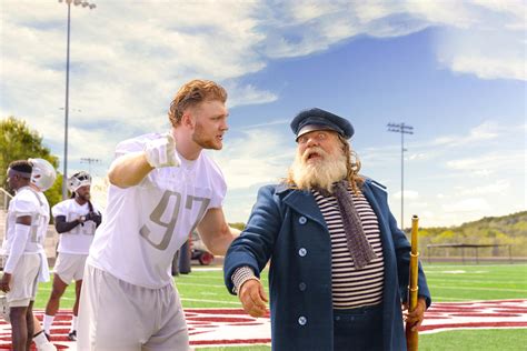 Aidan Hutchinson Stars As ‘The Real Deal’ Captain In New State Farm ...