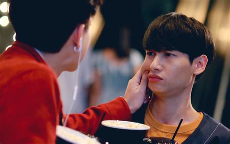 Addicted to OffGun | Theory of love, Cute gay couples, Cute actors