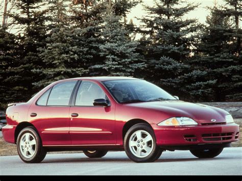 Chevrolet Cavalier (2000) - pictures, information & specs