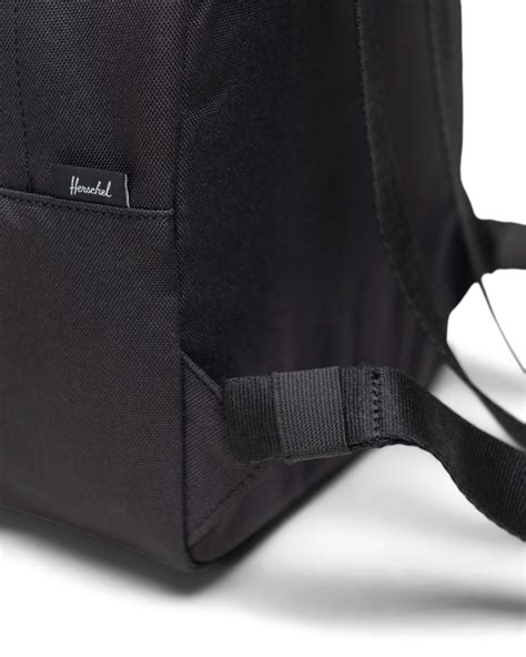 Classic Backpack Mini 6.5L | Herschel Supply Co.