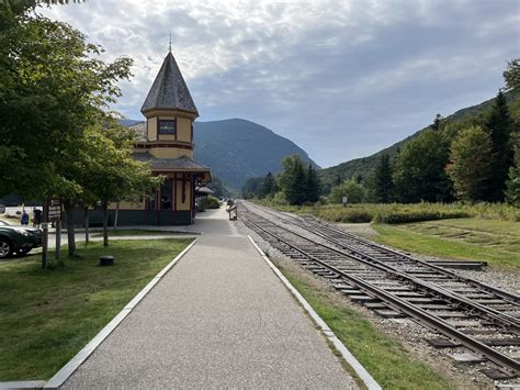 Hiking Mt. Willard NH for an Incredible and Iconic New Hampshire View ...