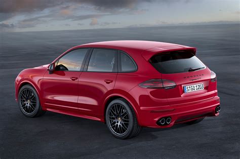 2015 Porsche Cayenne GTS Adds Twin-Turbo V-6