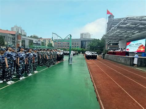 温州市第二中学 校园新闻 香樟开学课程DAY 5 | 强我少年，固我国防——温州二中举行2020级新生国防教育结业仪式