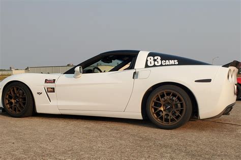 Chevrolet C6 Corvette Base/Z51 with 18" EC-7 Wheels in Satin Bronze
