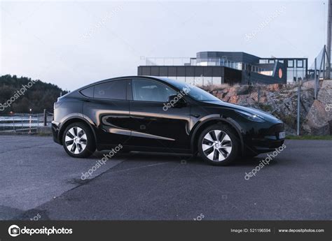 Tonsberg Noruega Octubre 2021 Negro Tesla Modelo Long Range Dual — Foto editorial de stock ...