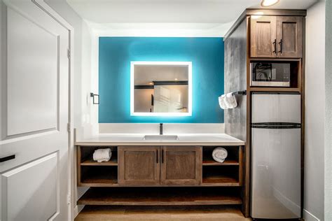 Amenities & Services | Aspire Inn Studios & Spa | Bellflower CA Hotel