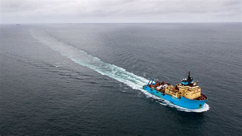 Secret Data, Tiny Islands and a Quest for Treasure on the Ocean Floor ...