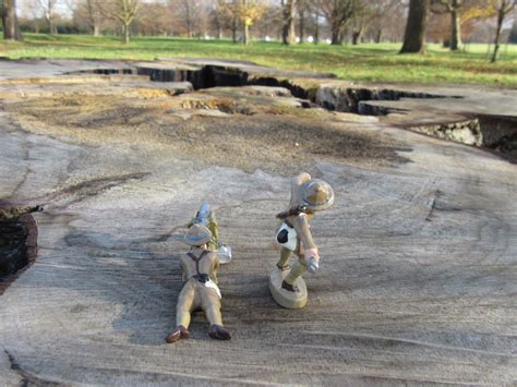 Toy soldiers and real battles: Elastolin and Lineol soldiers at The ...