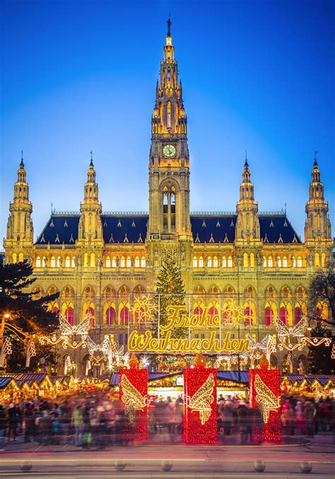 12 Best Christmas Markets In Europe To Visit This Year - Hand Luggage ...