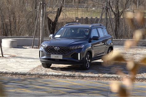 Hyundai ix35 officially unmasked – AUSmotive.com
