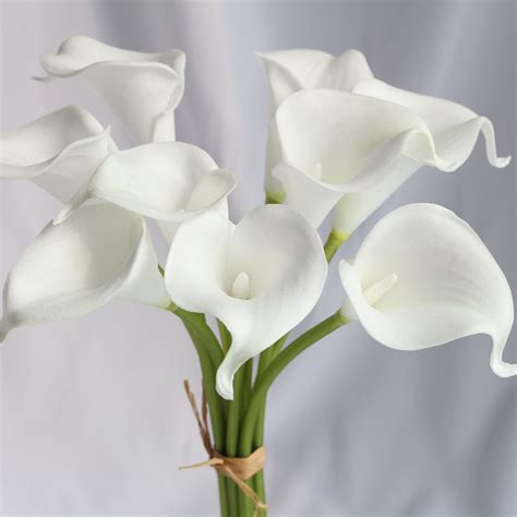 White Calla Lilies Bouquet