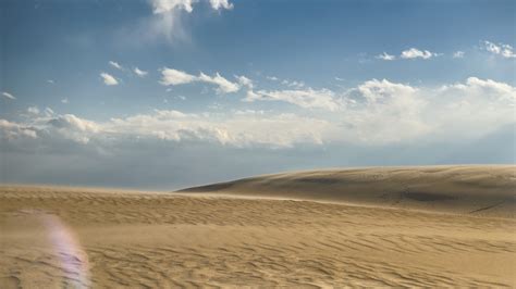 Exploring Jockey's Ridge, a 'living' sand dune on the Outer Banks ...