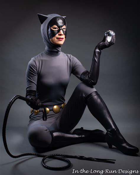 Catwoman Batman Animated Series Cosplay Review And Photos Of Catwoman