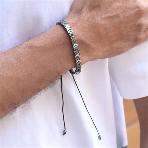 Shop Onyx Arrow Black Bracelet for Men - PALMONAS