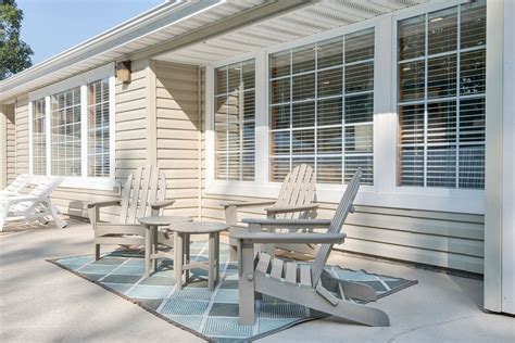 Thalia Landing Apartments & Townhomes for Rent in Virginia Beach