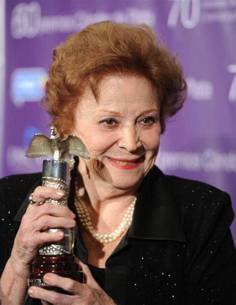 Adiós a Julia Sandoval: figura estelar del radioteatro y la era dorada del cine nacional