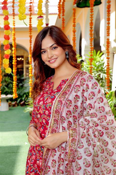 Anarkali Dress - Buy Latest Anarkali Suits for Women Online 2025