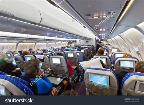 Economy Class Sign 的图像结果