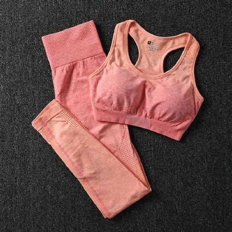 gym clothes women near me