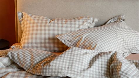 Gingham Cotton Bedding - Berry, Beige or Blue - Natural Bed Company