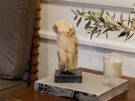 Statue of Aphrodite - Museum of Cycladic Art