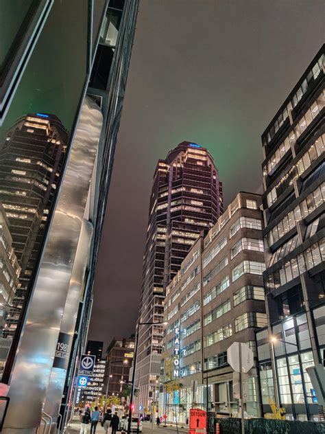 Mom I wanna go north to see the northern lights : r/montreal