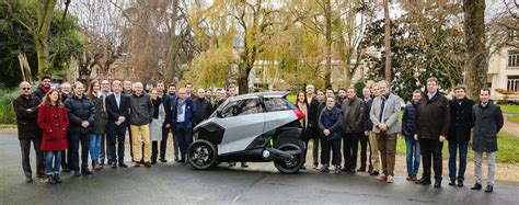 PSA develops electrified light vehicle for EU urban mobility project ...