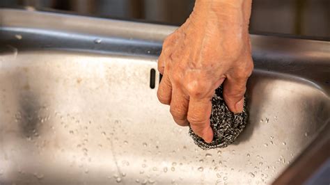 What To Use To Clean Stainless Steel Sink | The Tube